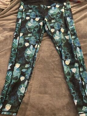 Constantly Varied Gear  Teal and Blue Floral Skulls Leggings
